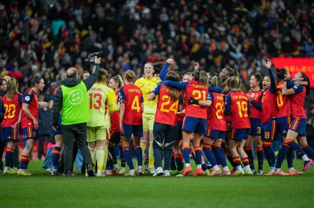 1764759674336086347.jpg ScreenShot_2025-12-03_185232_744.jpg